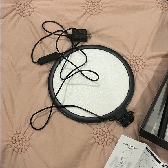 Amazon LED Key Light - Black - Picture 5 of 5